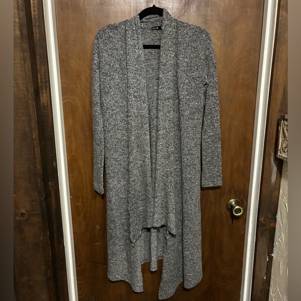 Siva Cardigan Gray Black and White Womens Size small